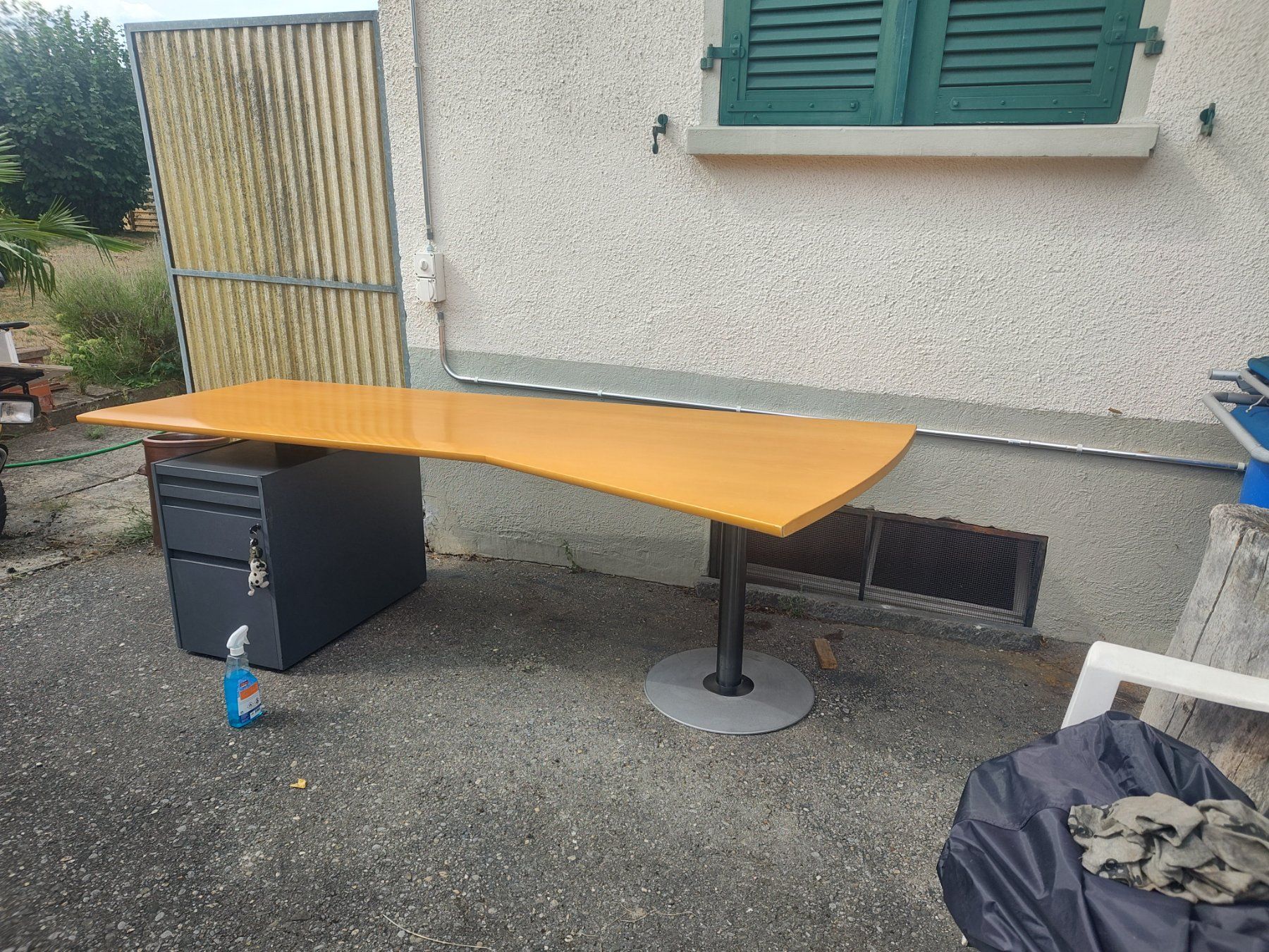 Scrivanie: Wunderschöner Bürotisch  Neupreis 5000.- – Usato da Melchnau venduto da Unikat01