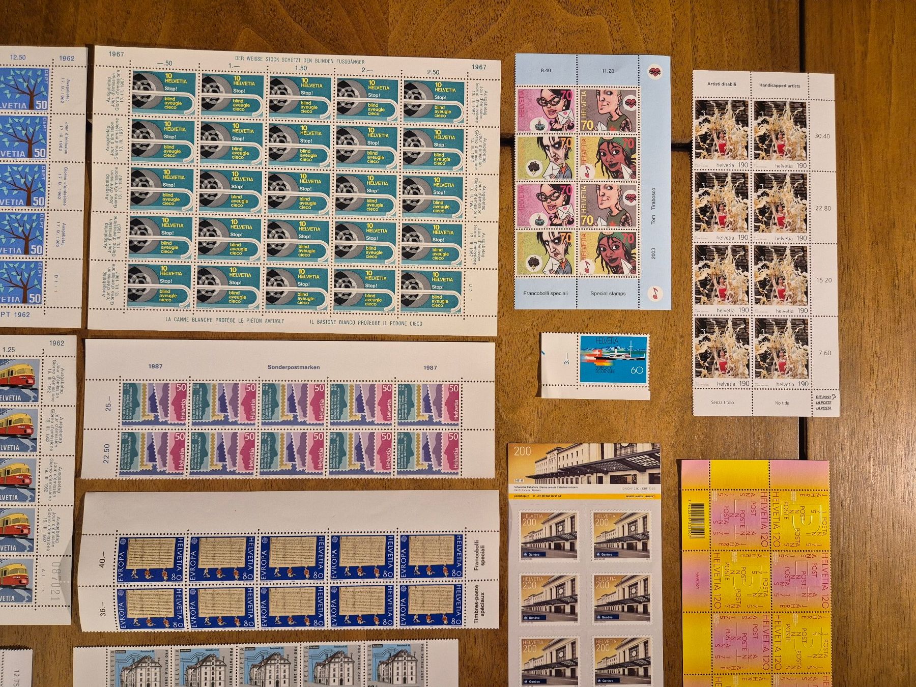 Tutti i francobolli: Frankaturware 100 CHF. GRATISLIEFERUNG ! – Nuovo (secondo la descrizione) da Horgen venduto da frankatur 2