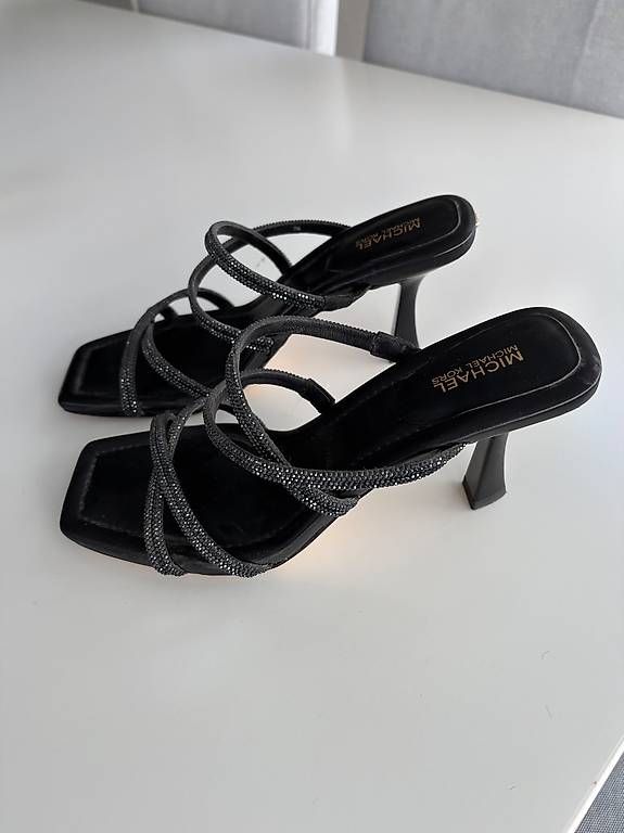 Damenschuhe: Chaussures Michael Kors – Gebraucht aus Chernex von mel_8db7 1