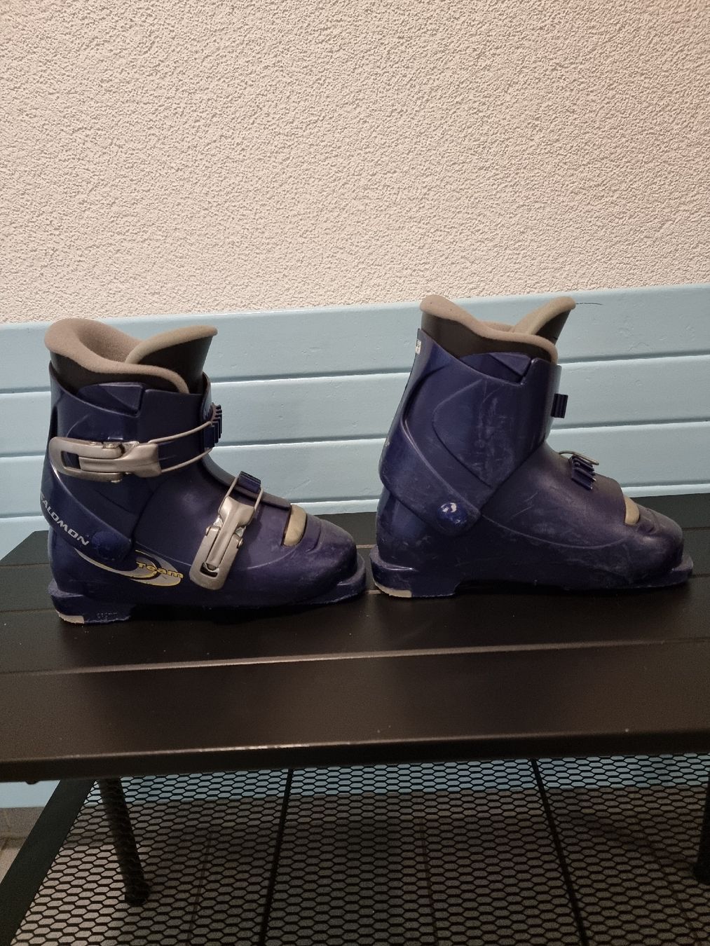 Salomon Scarpe per ragazzi: Kinder Ski Schuhe gr. 35 – Usato da Helgisried venduto da zuegli.24 1