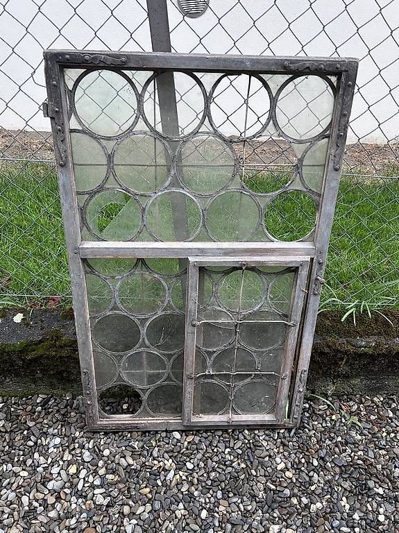 Finestre: Altes Fenster – Usato da Merligen venduto da b36e37