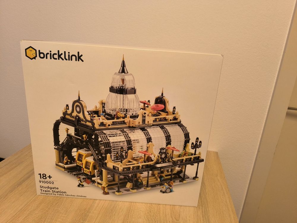 Lego Kit di costruzioni: Lego Bricklink Studgate Train Station - 910002 Neu & OVP – Nuovo e nell'imballaggio originale da Luzern venduto da bdu_yz77 1
