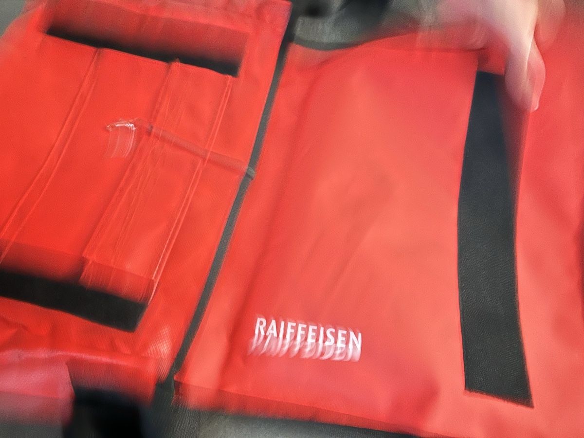 Borse: Neue Raiffeisen Blachentasche – Nuovo e nell'imballaggio originale da Merishausen venduto da Yvili 3