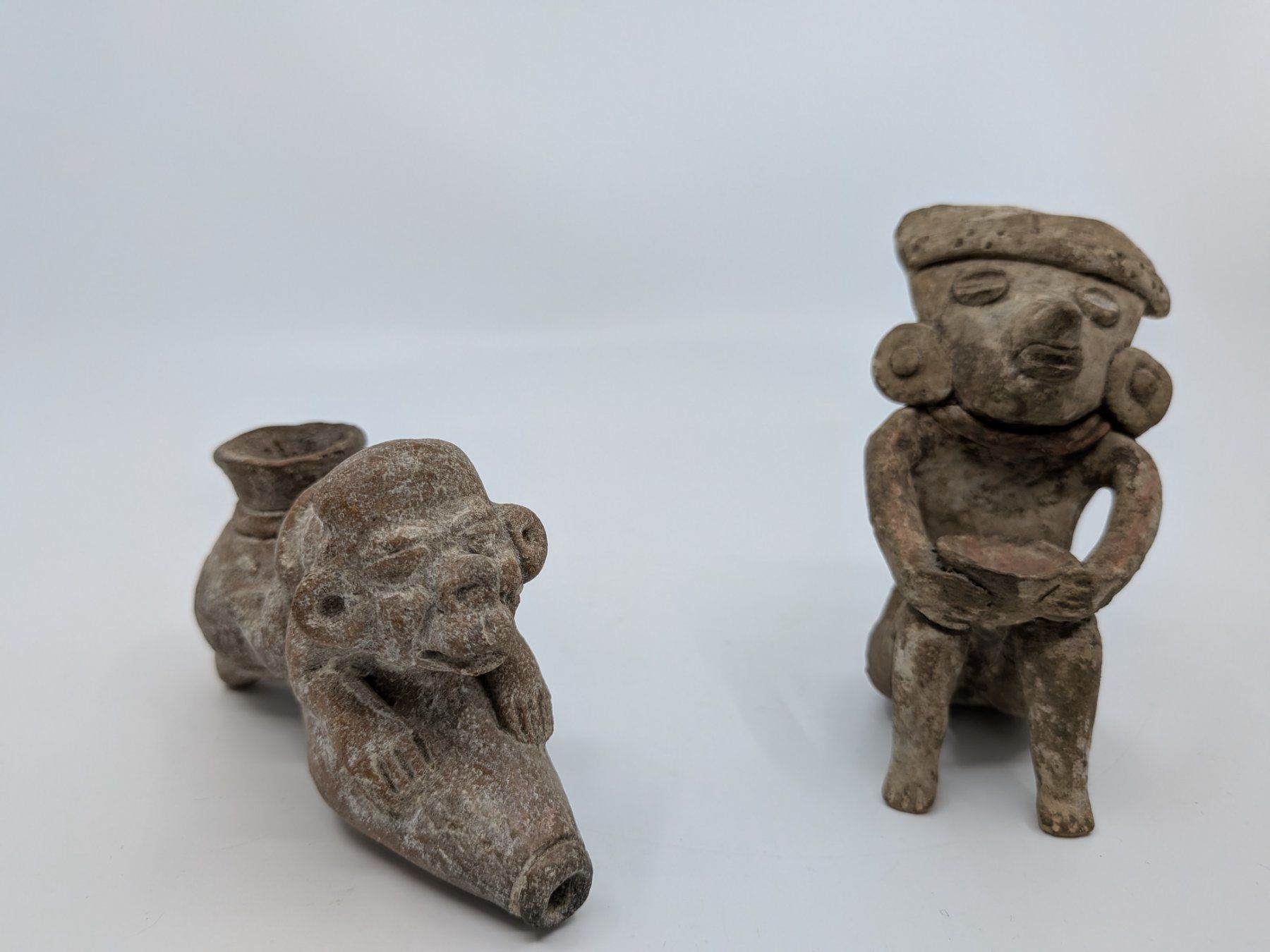 Skulpturen & Statuen: 2 südamerikanische Tonfiguren – Gebraucht aus Emmen von magelan 1