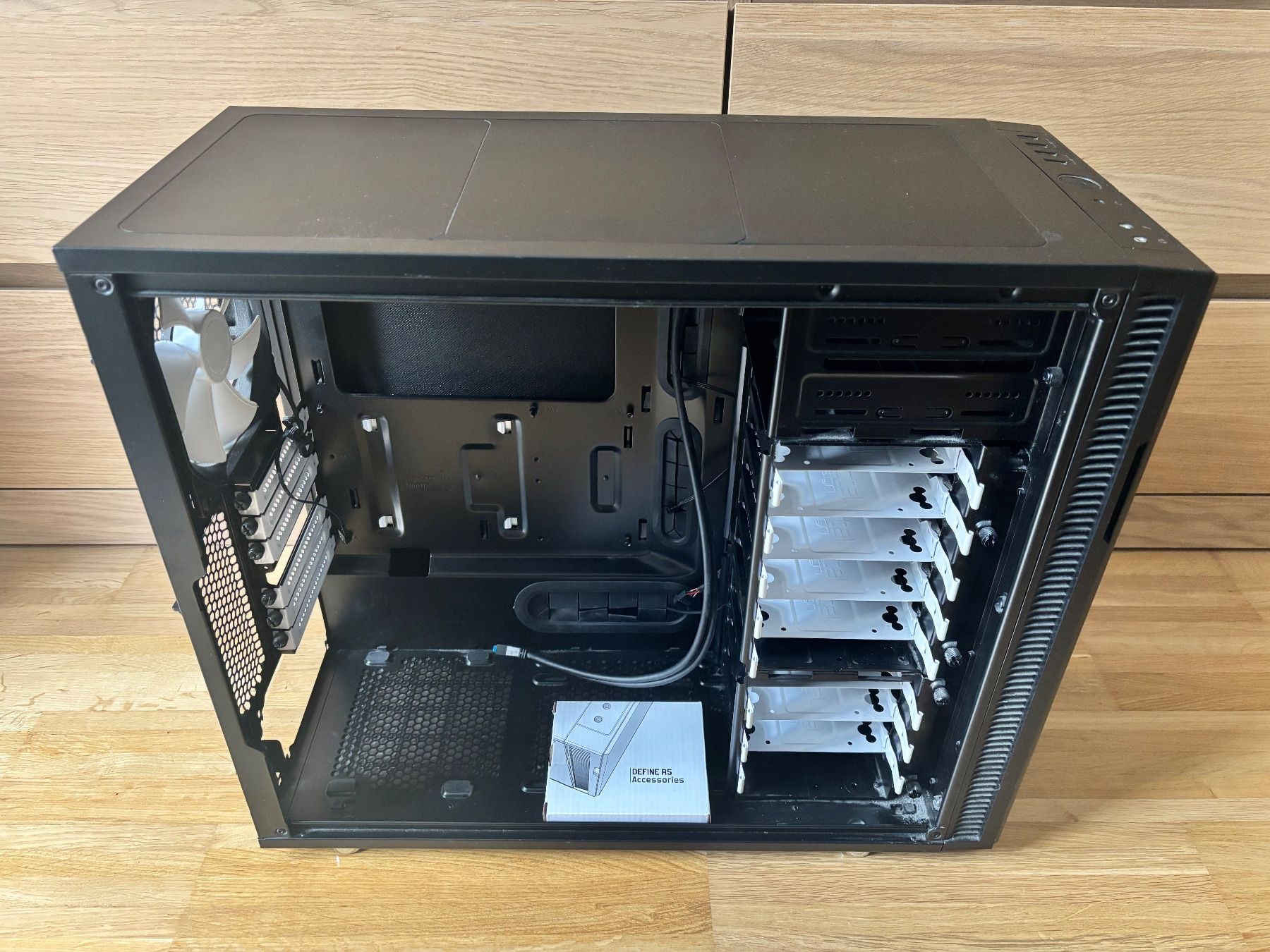 Fractal Boîtiers: Fractal Design Define R5 – D'occasion à Grosswangen par dalvsep 3