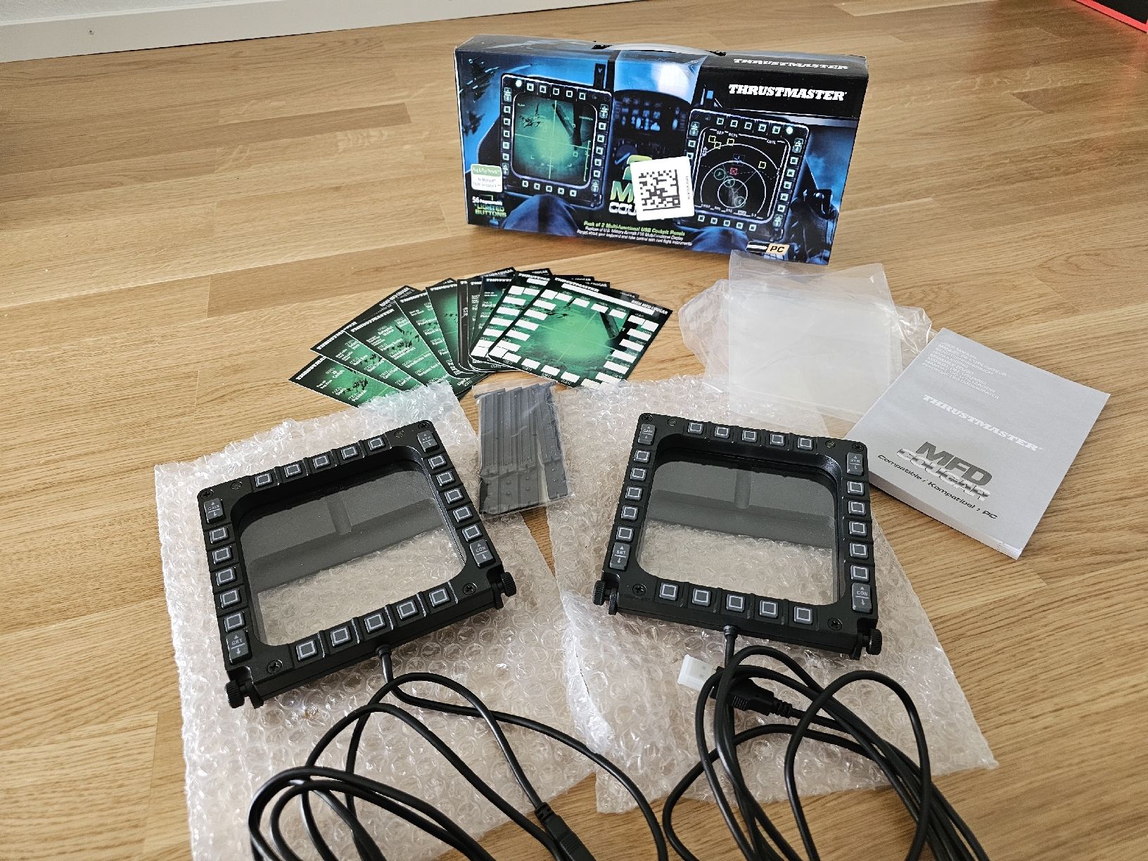 Thrustmaster Controller: Thrustmaster Cougar MFDs - Excellent Condition, Set of 2 – Nuovo (secondo la descrizione) da Baden venduto da rob_grh6 2