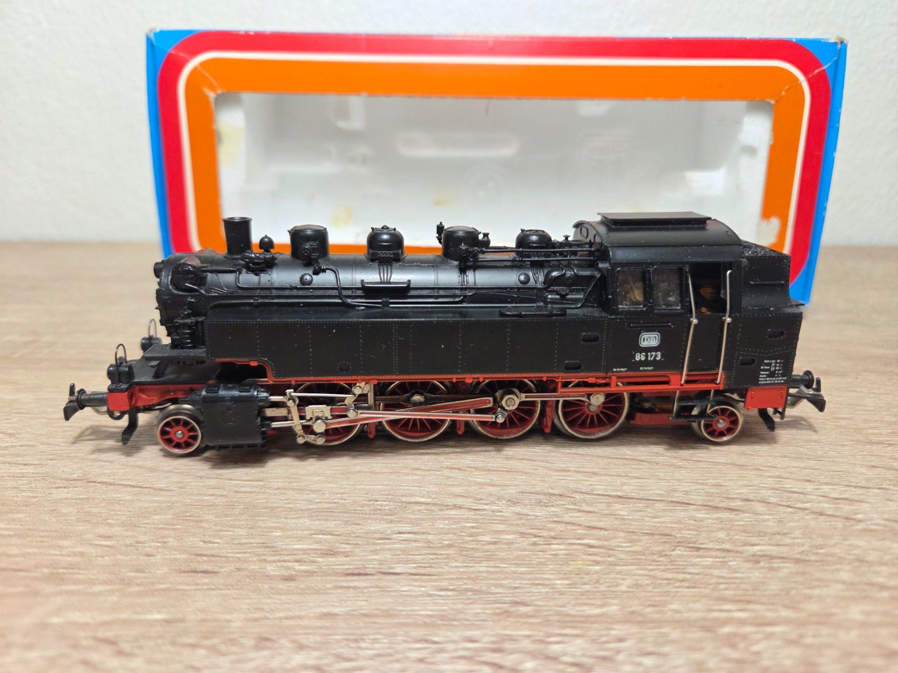 Märklin Modelleisenbahnen: Märklin 3096 Dampflok BR 86 DB Digital H0 – Gebraucht aus St-Aubin-Sauges von Lo_Go