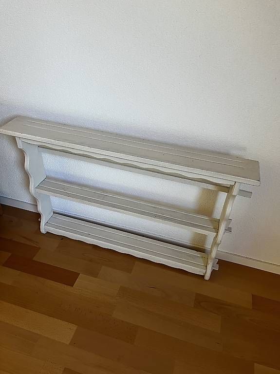 Scaffali: Wandregal – Usato da Utzigen venduto da riitta.rom 1