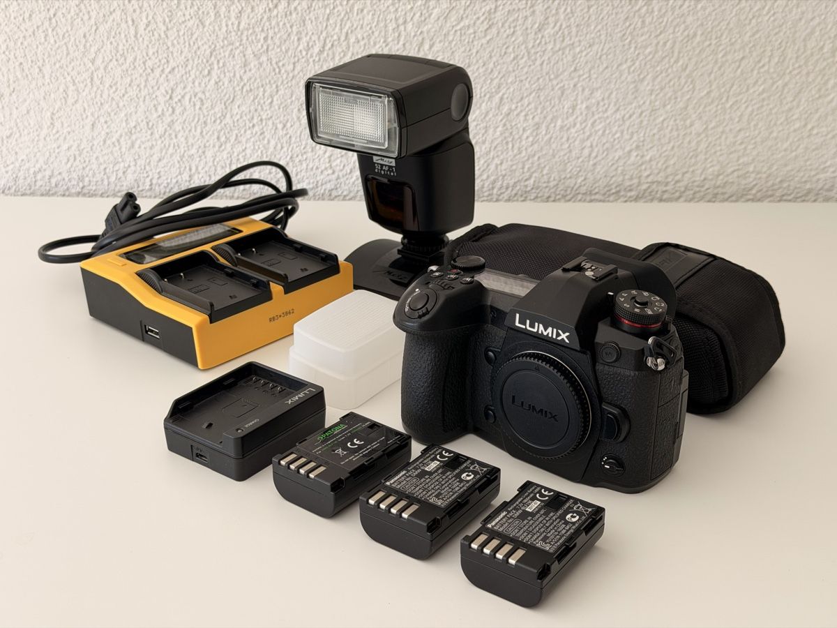 Panasonic Fotocamera: Panasonic Lumix G9 und Blitz – Usato da Flawil venduto da TruncateQuasar 6