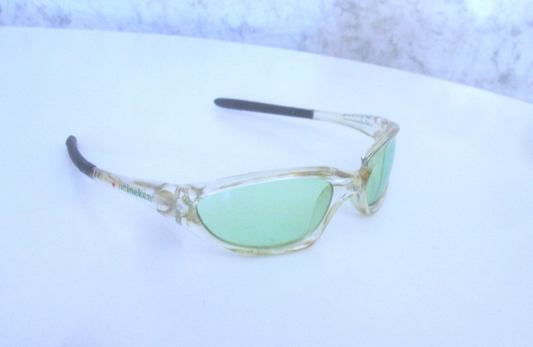 Occhiali & Lenti: 1 Heineken-Sonnenbrille – Usato da Sementina venduto da babucia