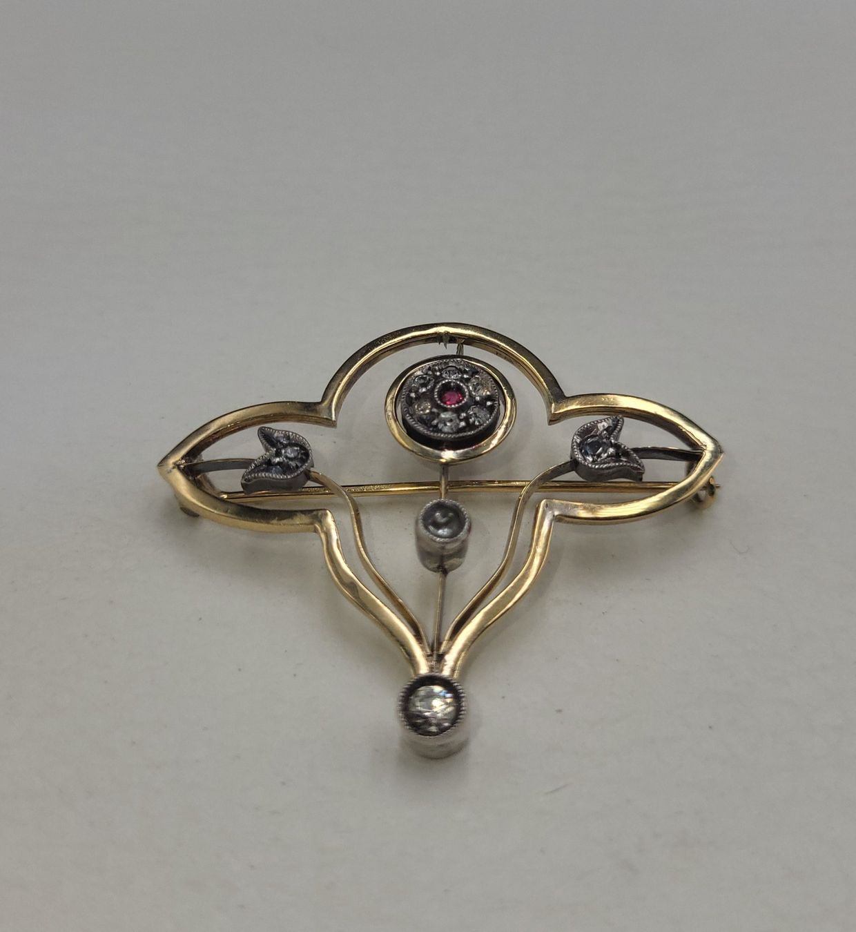 Broschen & Nadeln: Gold Brosche Mit Rubin und Steine – Gebraucht aus Wald ZH von Dasilver 5