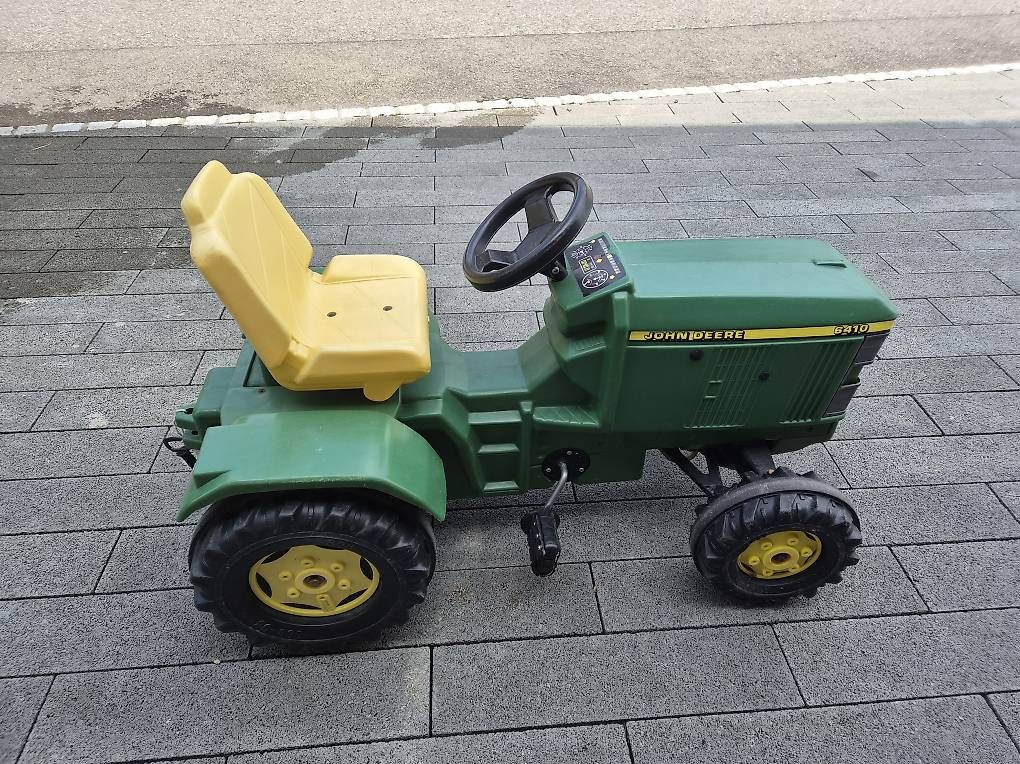 Veicoli per bambini: Kindertraktor John Deere – Usato da Siselen BE venduto da EliSchwab