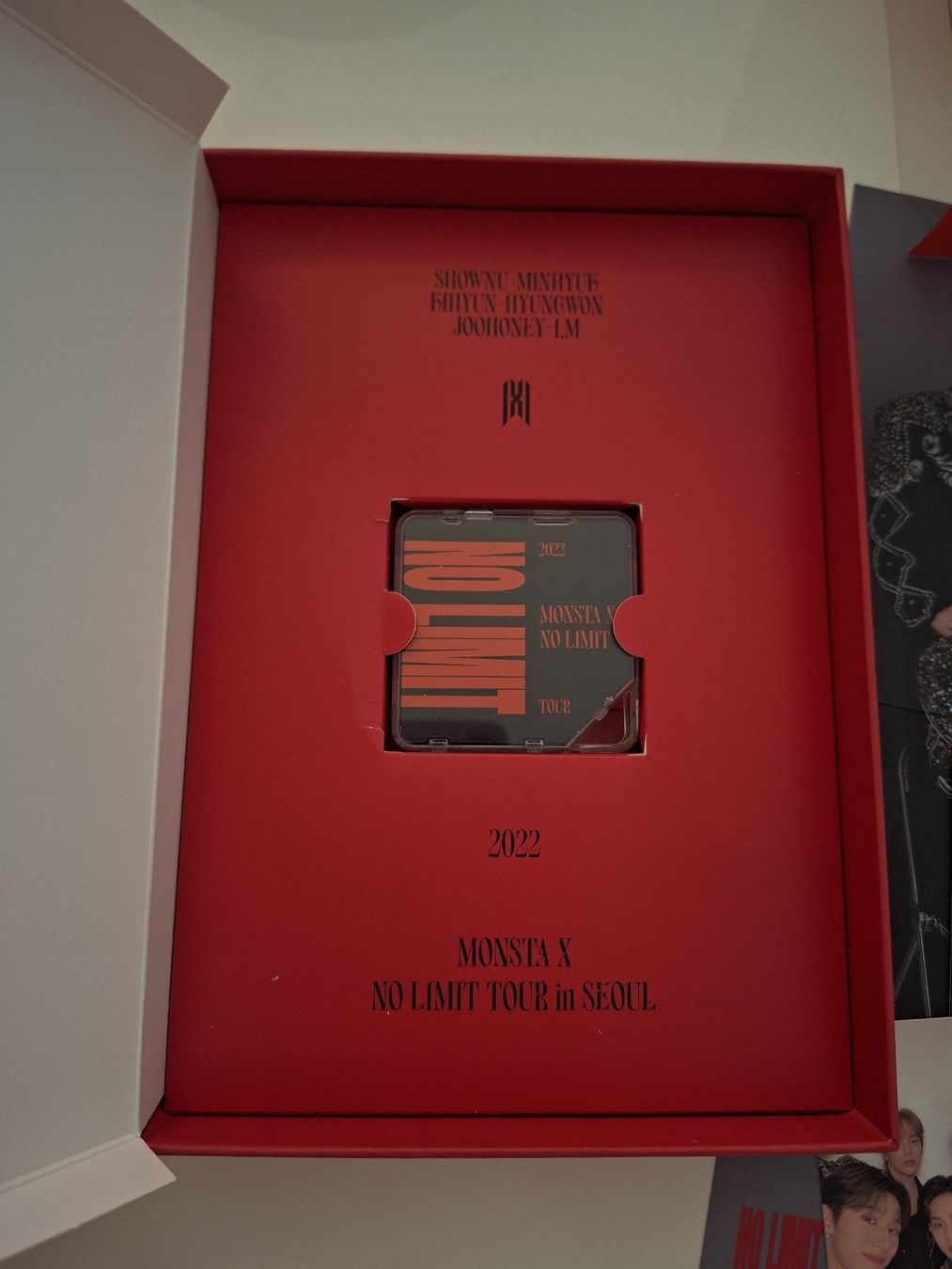 Tutti i DVDs: Monsta X - No Limit (Tour) – Nuovo (secondo la descrizione) da Chur venduto da mal_ld6s 3