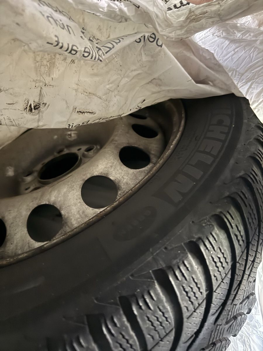 Pneumatici & Ruote complete: 4x Gomme invernali Michelin usate e cerchi – Usato da Roveredo GR venduto da ang_cc9l 3