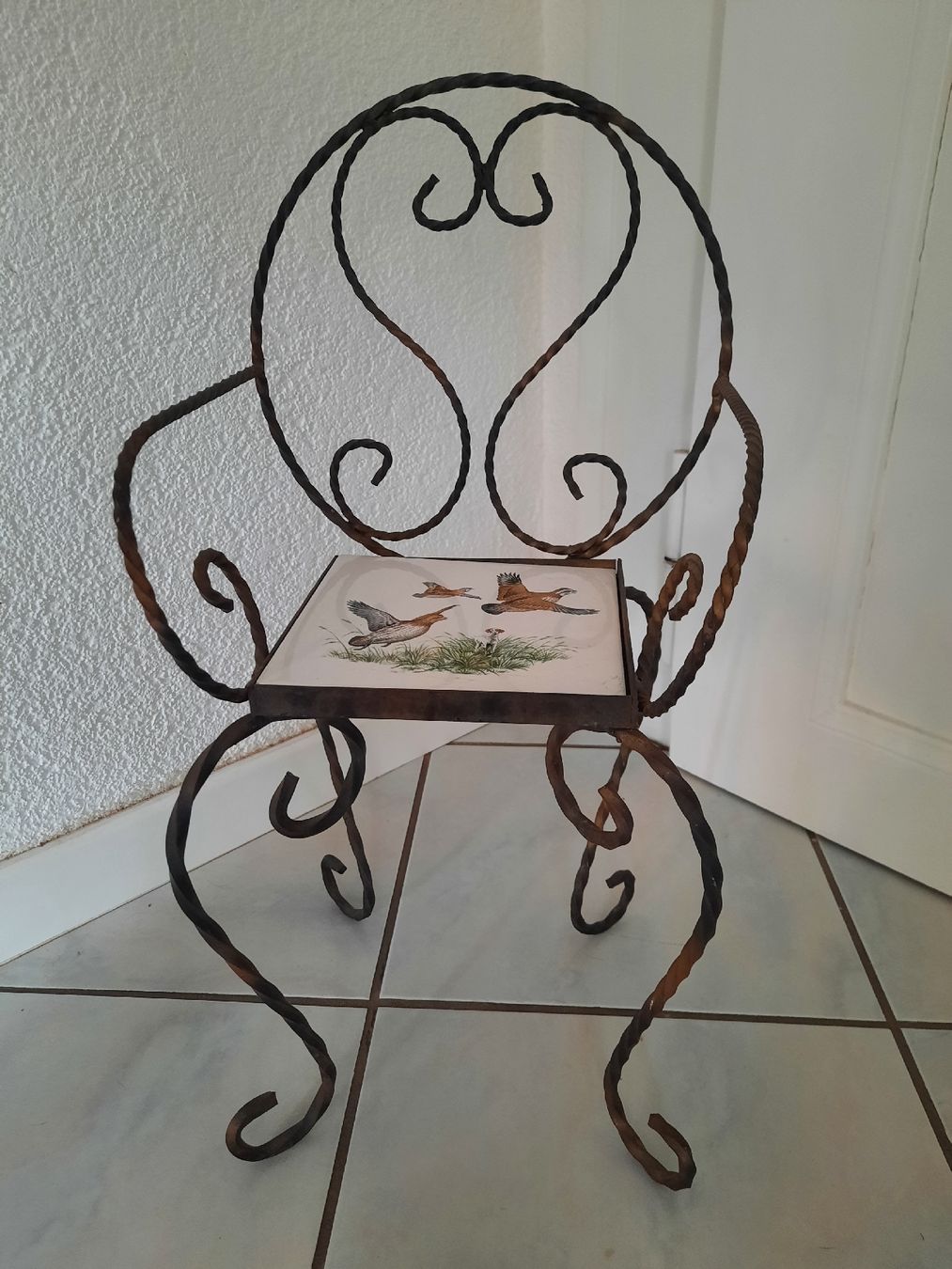Toutes les décorations: SUPPORT à plante. En FER FORGÉ – D'occasion à Le Locle par marylise01
