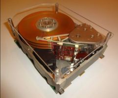 HDD Festplatte NEC 5 ¼ 56913 retro deko offen