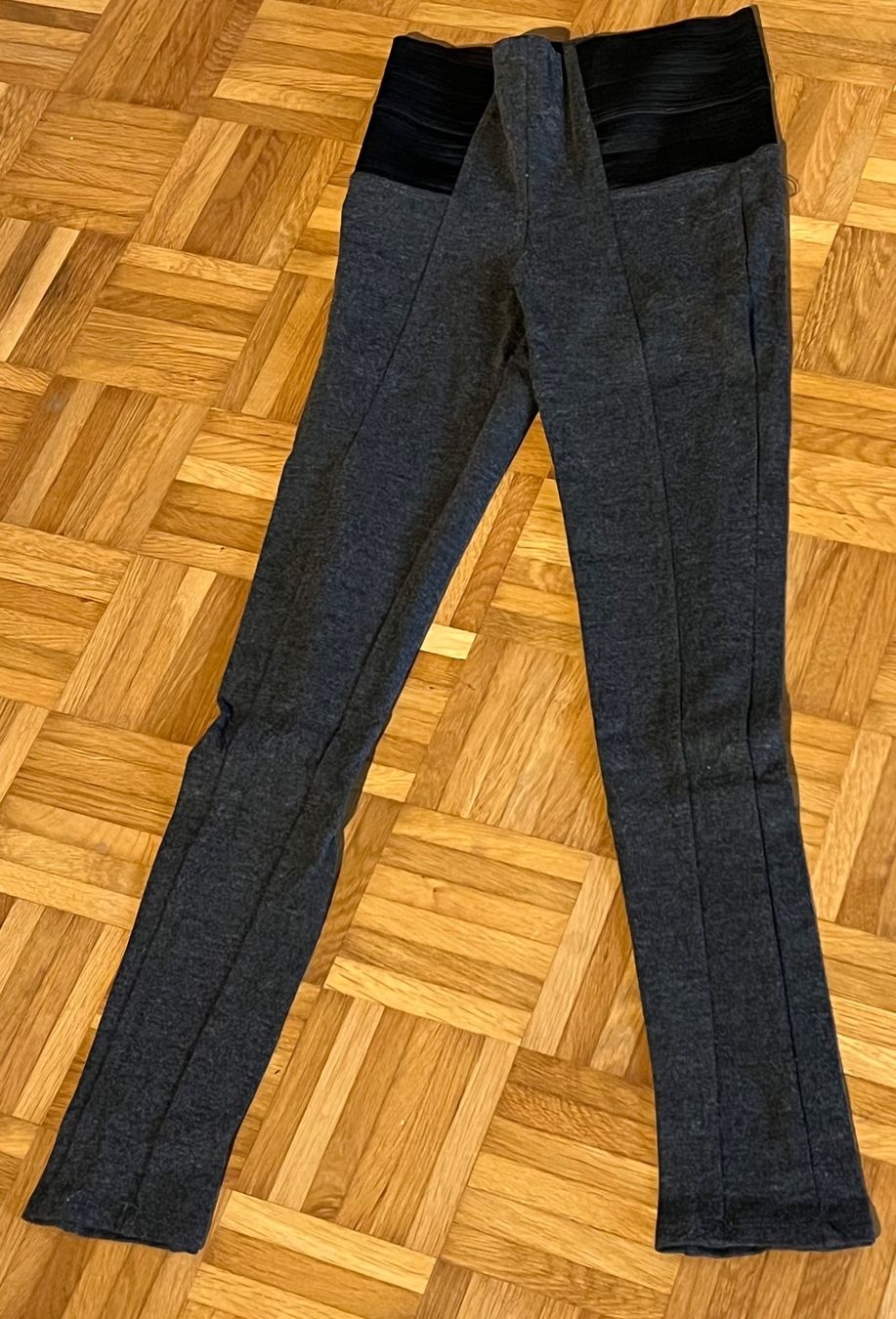 Hosen: Damen Hosen, Gr. EU 34 – Gebraucht aus Adliswil von Myxin 2