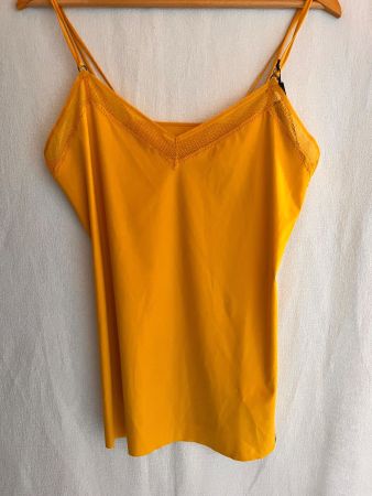 SLOGGI, Silhouette Trägertop, Grösse 44, Farbe Senfgelb