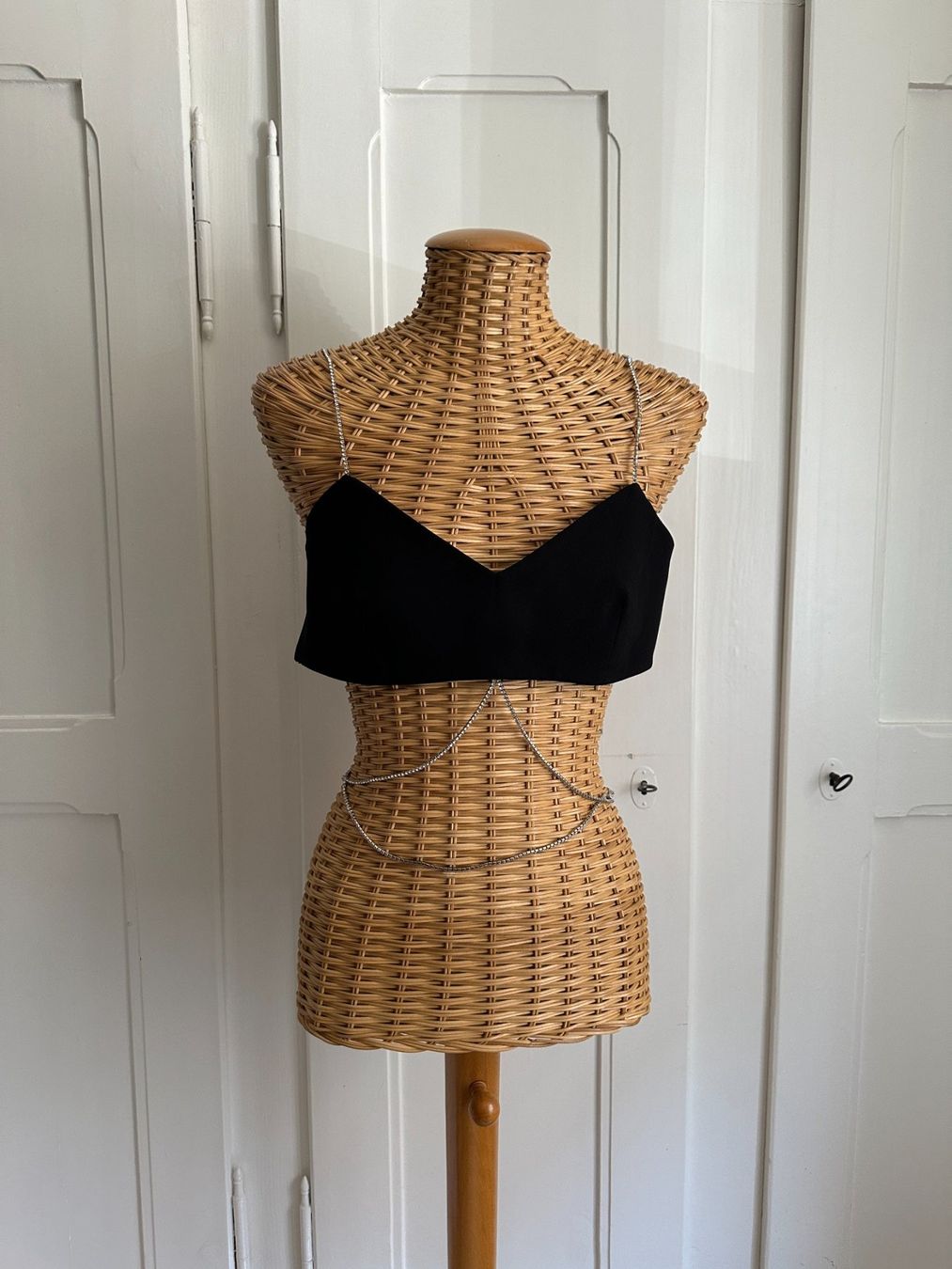 Zara Tops: ZARA - Oberteil schwarz mit Strass S – Gebraucht aus Zürich von Diazaio