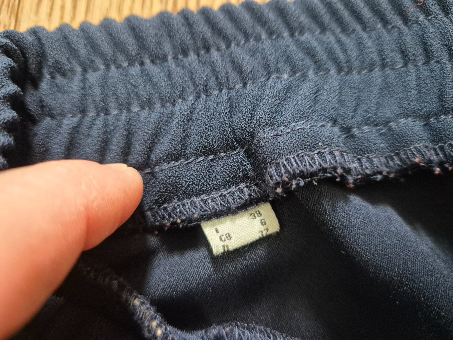 Pinko Pantaloni: Blue Pinko sweatpants size XS/34 – Usato da Zürich venduto da monadiederich 3
