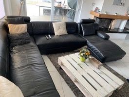 Salon Tisch mit Palette und Glasplatte