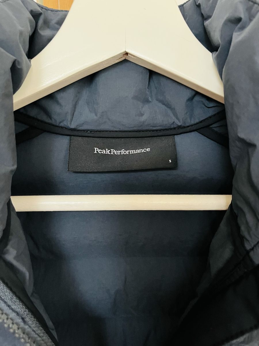Peak Performance Giacche: PEAK PERFORMANCE Jacke Daunen Gr. S – Usato da Küsnacht ZH venduto da madrilena77 3