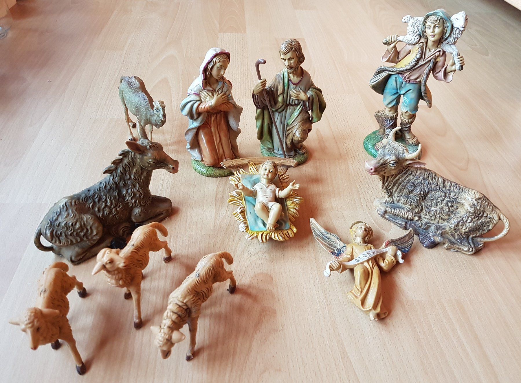 Figuren: KRIPPENFIGUREN / 11 - TEILIG – Gebraucht aus Sax von prinzenrollen