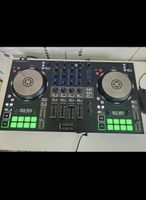 DJ Controller Traktor S4 mk3