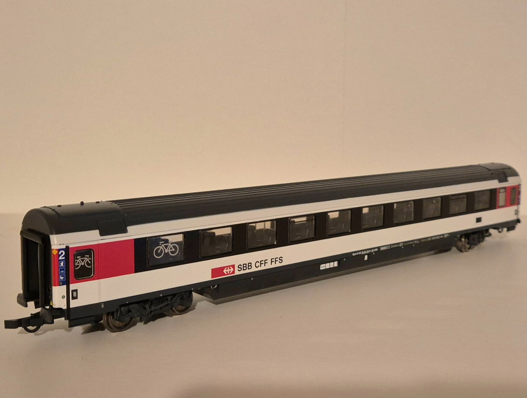 Roco Modellini di ferrovie: Roco SBB EC Wagen Bpm 61 2. Klasse – Nuovo (secondo la descrizione) da Wittenwil venduto da ced_q8j7 2