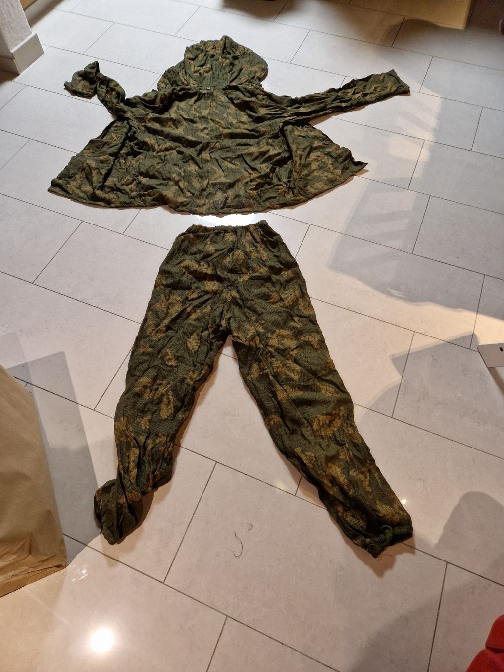 Uniformi: Sowjetischer KZS Tarnanzug – Usato da Unterägeri venduto da brg109