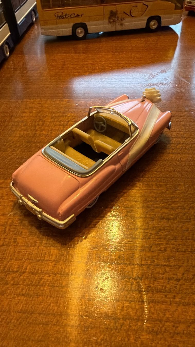 Modellautos: Vintage Oldtimer-Cabriolet rosa – Gebraucht aus Zofingen von CHzh89 1