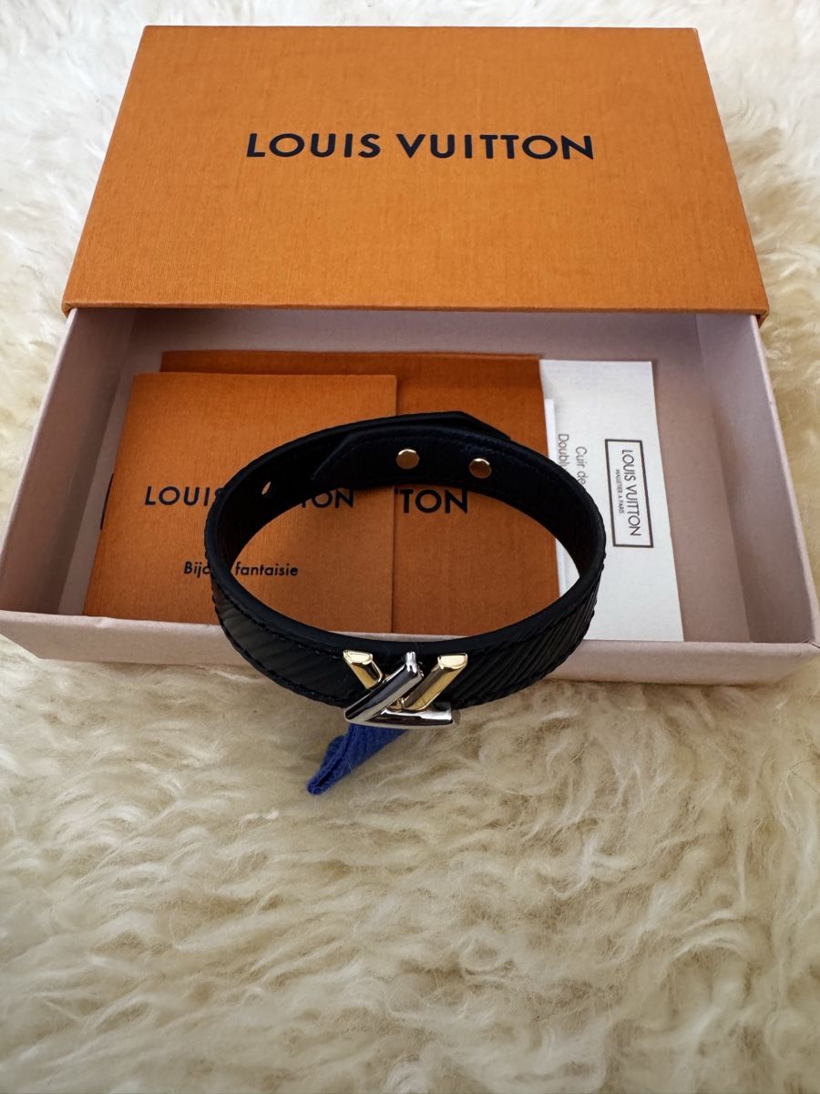 Bracelets: LV AUTHENTIC ARMBAND – Neuf (Voir description) à Horgen par sap_mp82 3