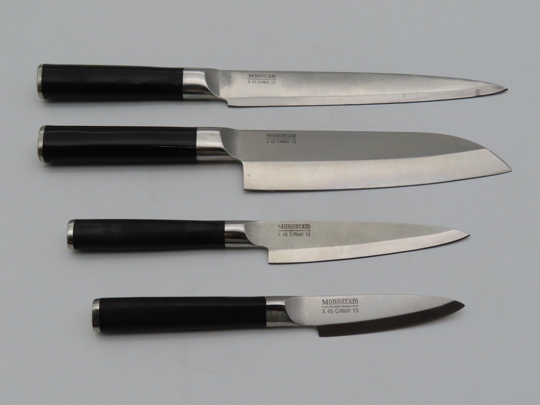 Coltelli da cucina: 4-teiliges Monogram Messerset – Usato da Reinach BL venduto da WBZ-Flohmarkt