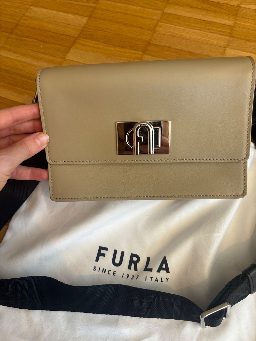 Furla Sacs femmes: Furla Tasche – D'occasion à Baden par van_k2dq