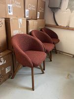 Kave Home Marvin Drehstuhl mit Bouclé-Polsterung