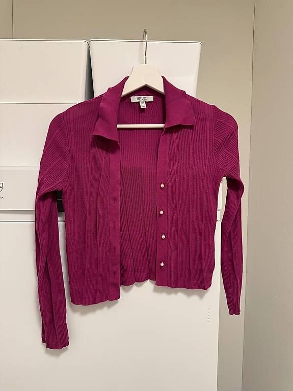 Pullover & Sweatshirts: Uruc Pink Sweater - Size 36 EU – Gebraucht aus Schübelbach von Rahnmont