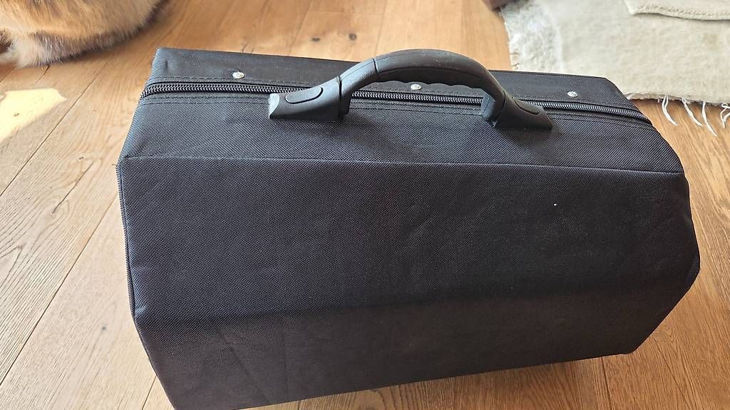Strumenti musicali: Tombak mit Kamelhaut bespannt, mit Hülle – Usato da Guggisberg venduto da mirjamh03 3