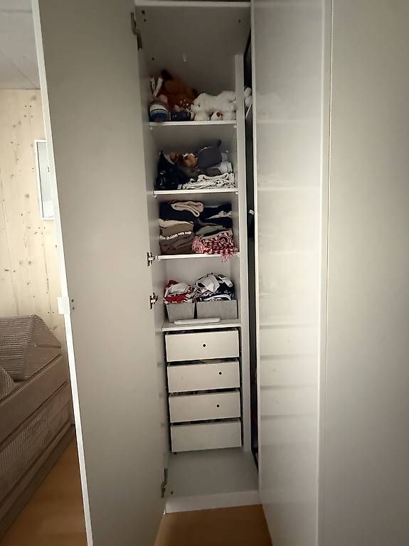 Armadi: IKEA PAX Eckkleiderschrank – Usato da Seuzach venduto da van_6l7n 1