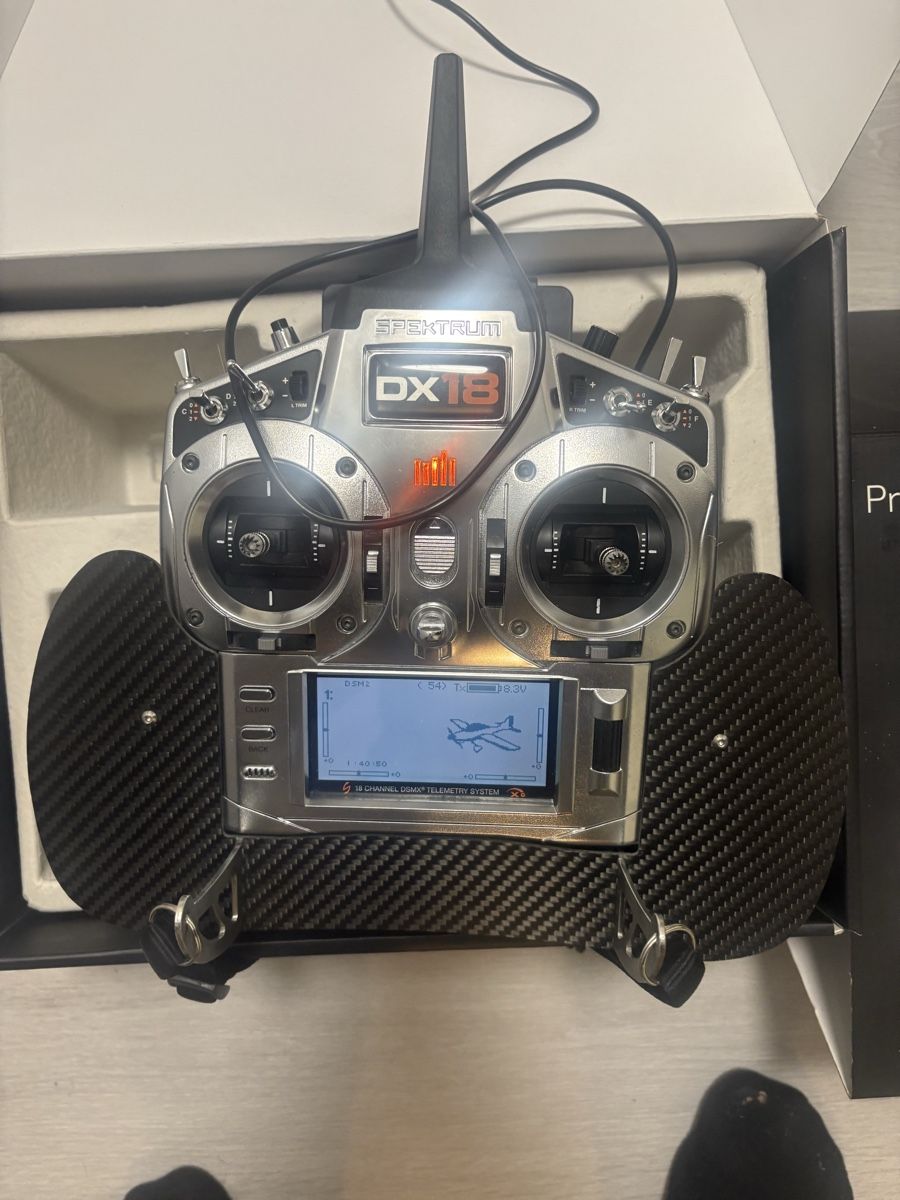 Spektrum Commande à distance: Spektrum DX18 – D'occasion à Mézières FR par Paulwalke3 1