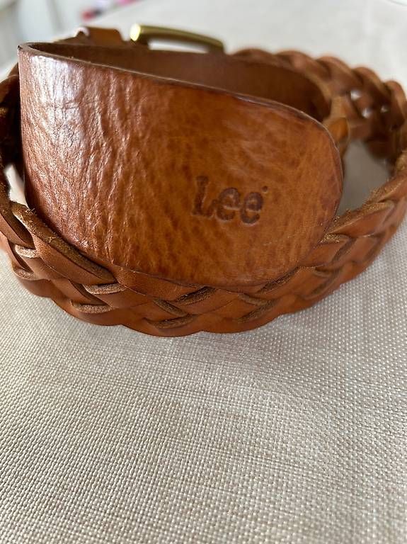 Lee Cinture: Gürtel Lee  90 cm, 100% Leder – Nuovo (secondo la descrizione) da Niederglatt ZH venduto da Julia_4 3