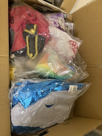 Restposten 20 Stk. Fasnachtskostüme (neu)