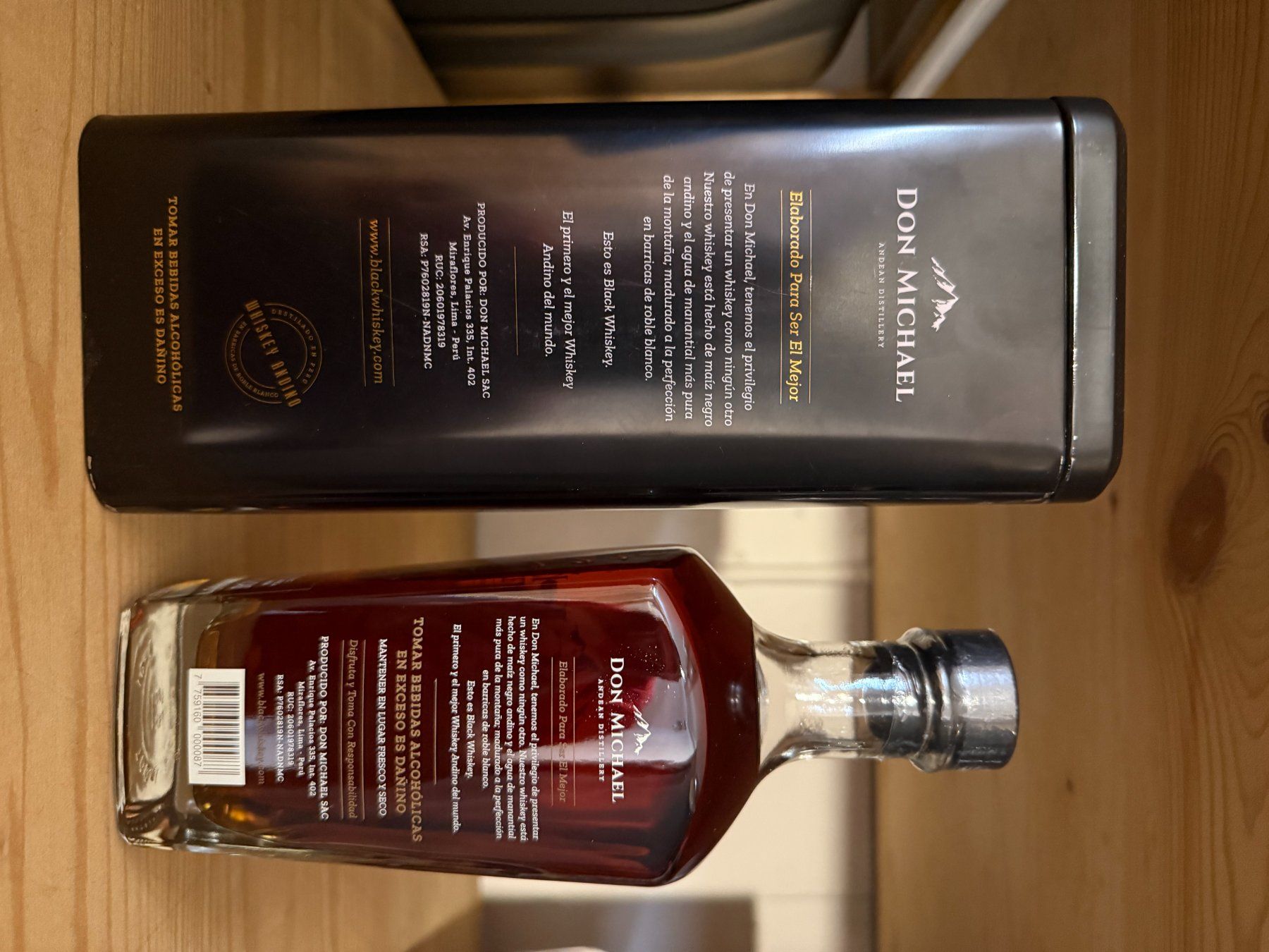 Bevande alcoliche: Black Whiskey Andean Black Corn Whiskey Peru – Nuovo e nell'imballaggio originale da Zürich venduto da Nistel 1