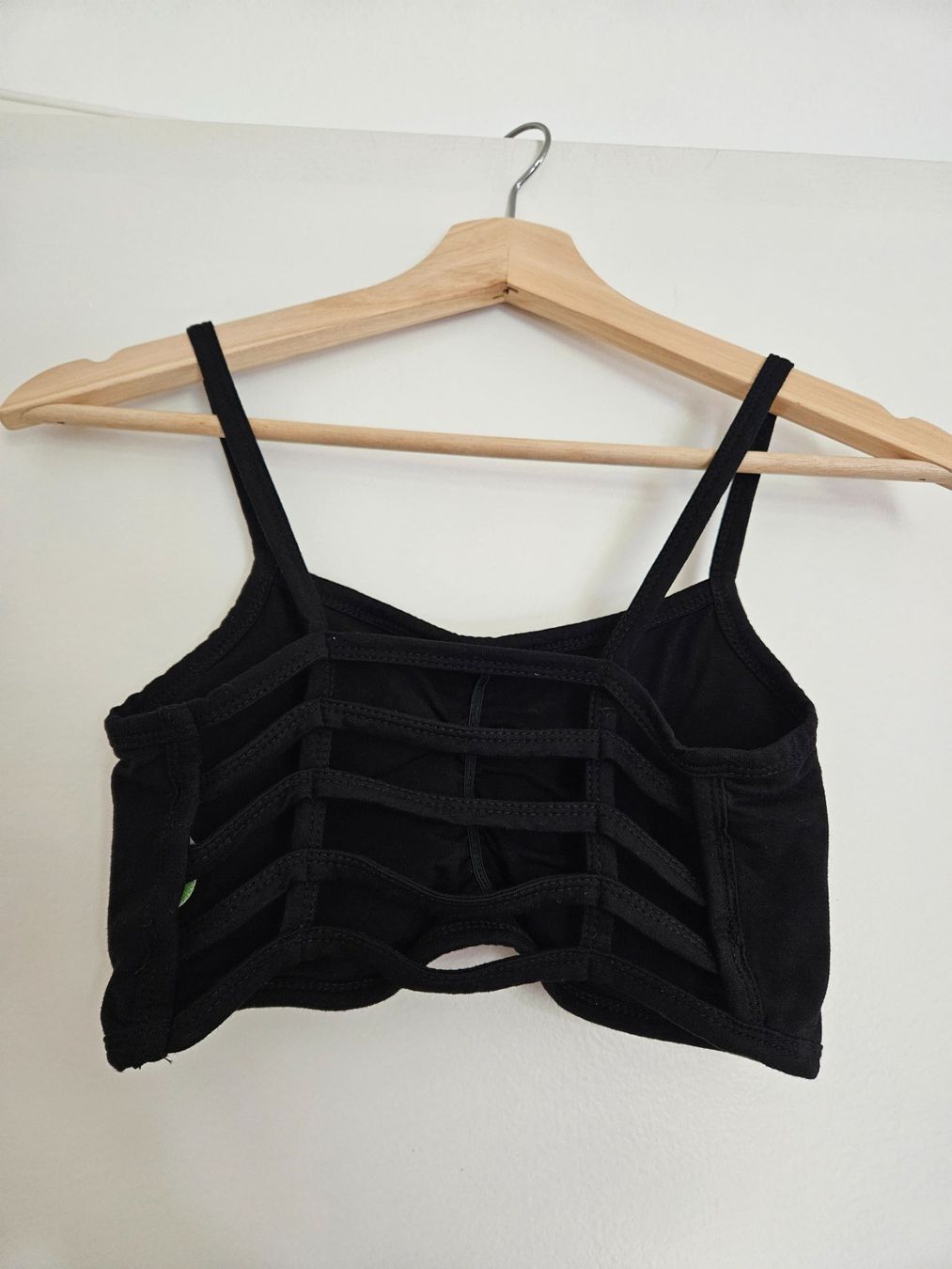 Top: Toller Bustier schwarz, wunderschöner Rücken – Usato da Schaffhausen venduto da sabrina915 3