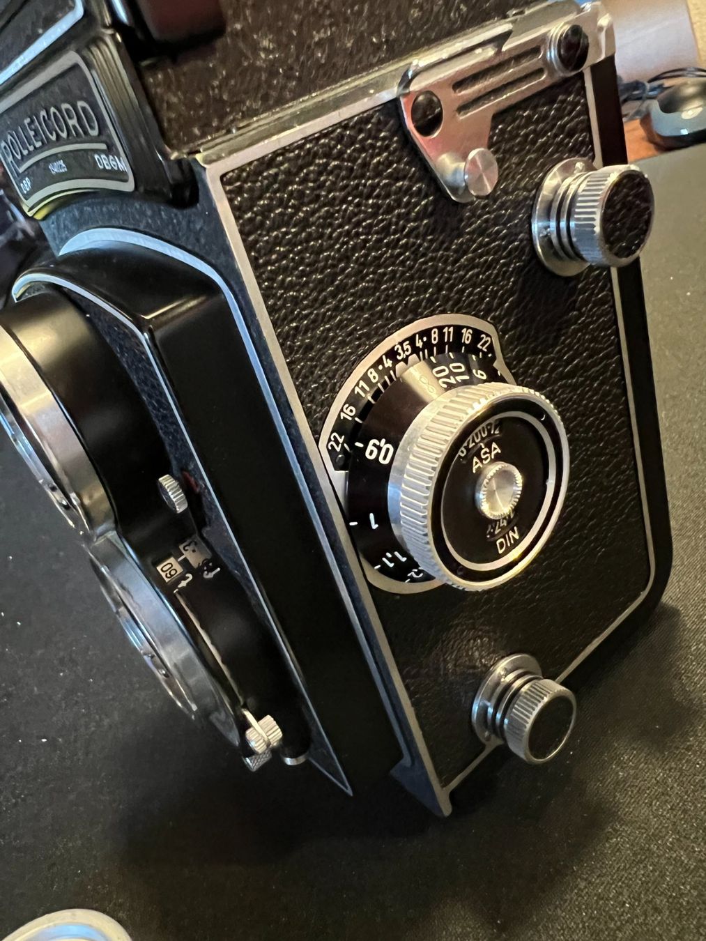 Rollei Fotocamera: Rolleicord VA – Usato da Uster venduto da Stoessda 3
