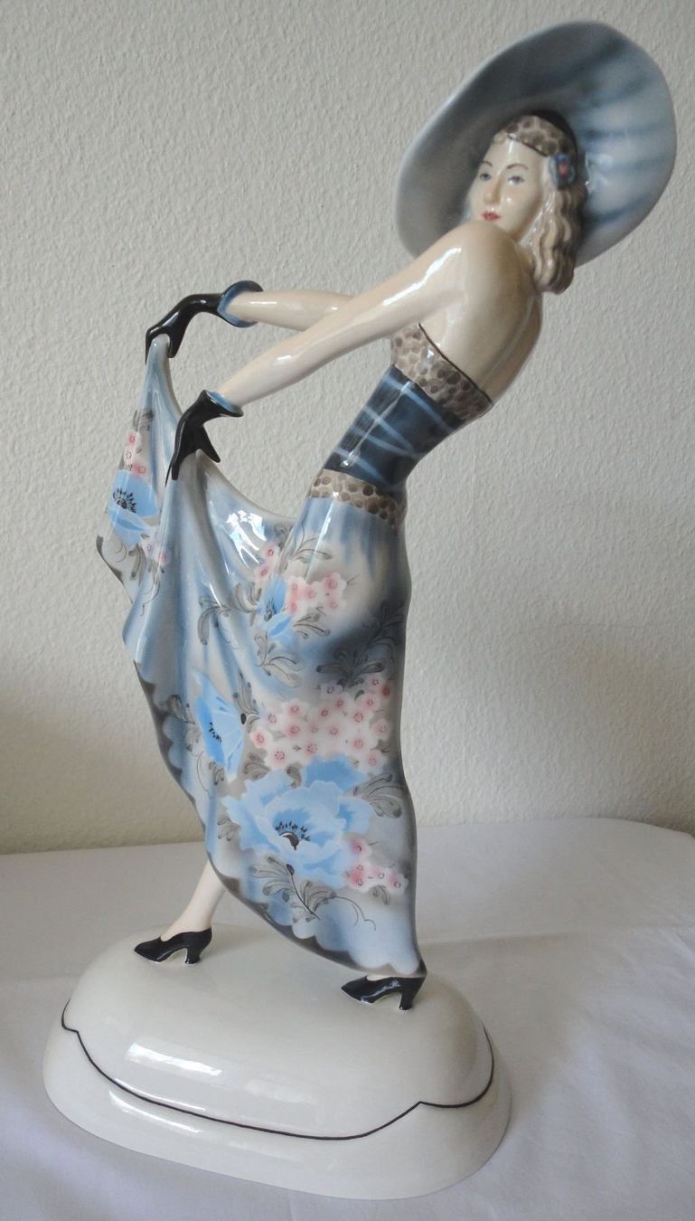 Tutte le decorazioni: Goldscheider Damenfigur "Noblesse" Keramik Repro – Usato da zürich venduto da parts5060 1