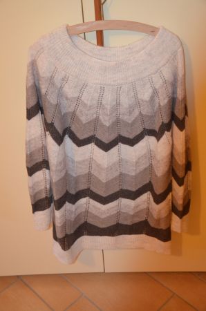 TAILLE 40-42 - PULLOVER