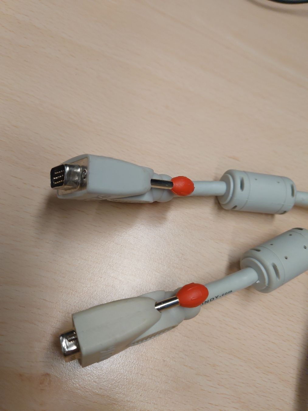 Cavi: VGA Kabel 15 Meter – Usato da Zürich venduto da Almohammed 1