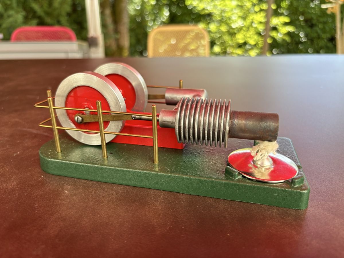 Kit di modellismo & Modellini statici: Stirling Heissluftmotor - Superzustand  – Usato da Jonen venduto da Sschriber 1