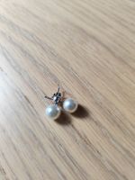 Modeschmuck Ohrstecker mit Perlen silberfarben guter Zustand