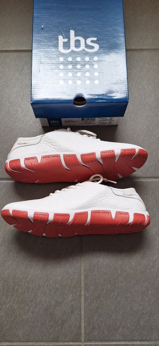 TBS Scarpe da donna: TBS, sneaker blanches, les marinières – Nuovo e nell'imballaggio originale da Lussery-Villars venduto da pousinete02